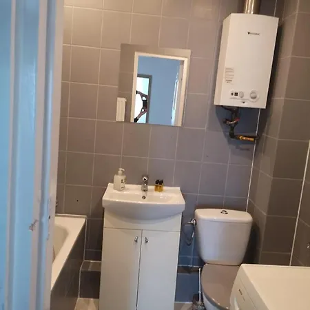 Theatre Polski Apartment *